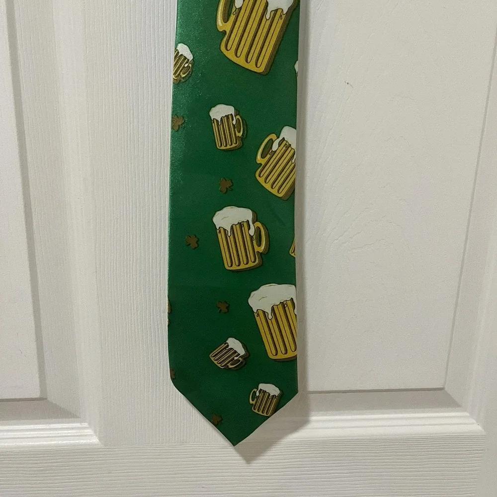 ShamRockin St. Patrick's Day Necktie Green Beer Mug Novelty‎ Tie Funny NWT